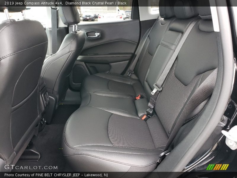 Diamond Black Crystal Pearl / Black 2019 Jeep Compass Altitude 4x4