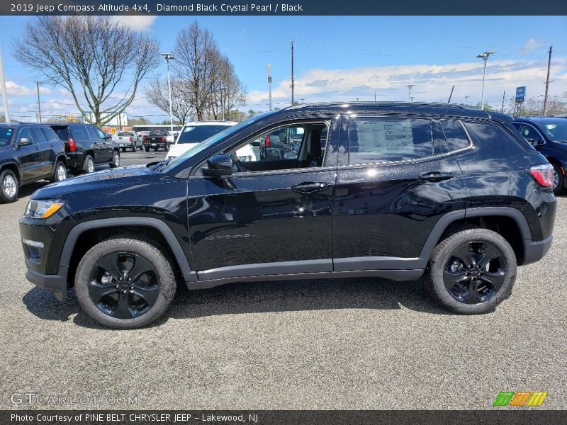 Diamond Black Crystal Pearl / Black 2019 Jeep Compass Altitude 4x4
