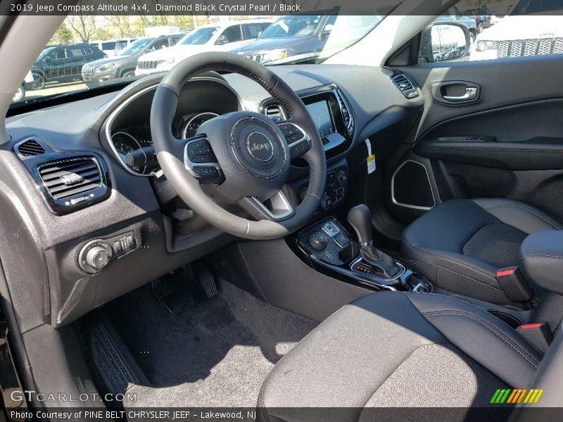 Diamond Black Crystal Pearl / Black 2019 Jeep Compass Altitude 4x4