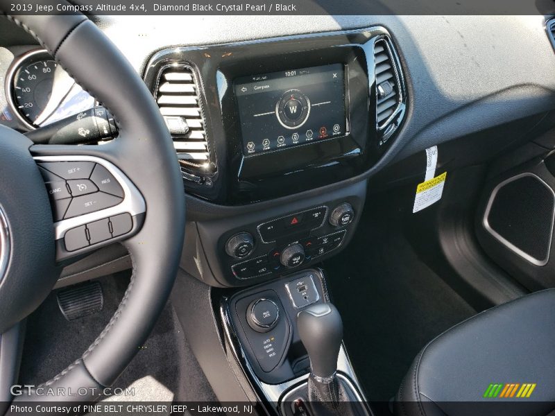 Diamond Black Crystal Pearl / Black 2019 Jeep Compass Altitude 4x4