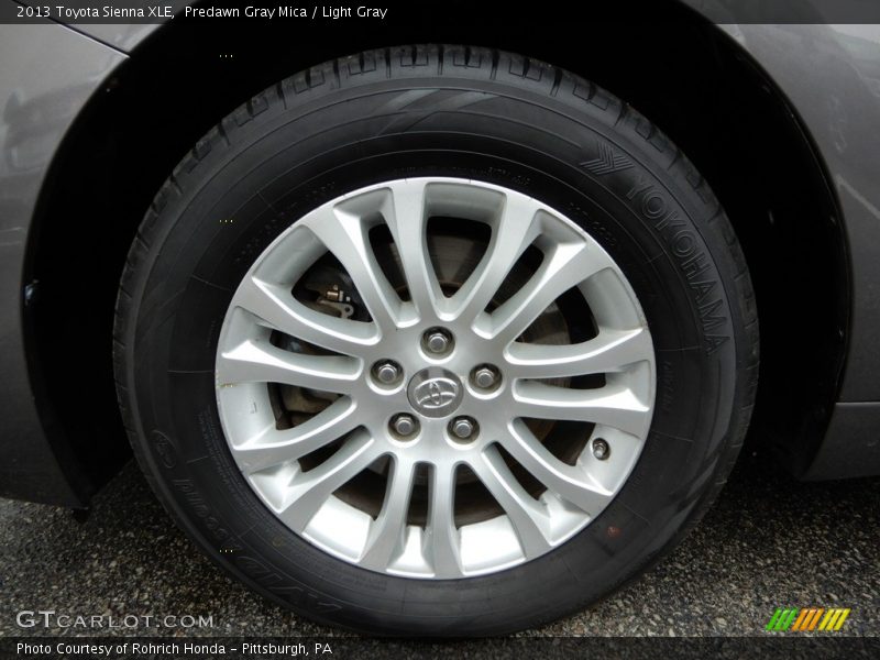 Predawn Gray Mica / Light Gray 2013 Toyota Sienna XLE