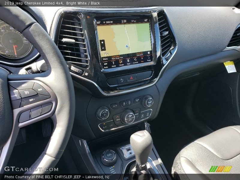 Bright White / Black 2019 Jeep Cherokee Limited 4x4