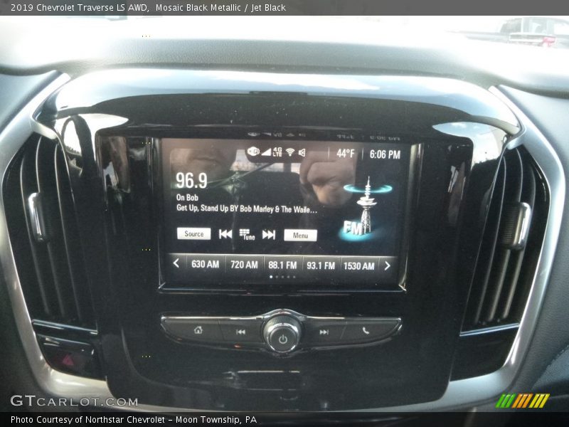 Mosaic Black Metallic / Jet Black 2019 Chevrolet Traverse LS AWD