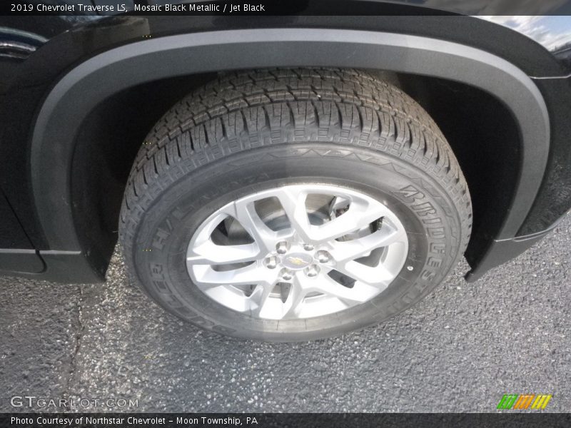 Mosaic Black Metallic / Jet Black 2019 Chevrolet Traverse LS
