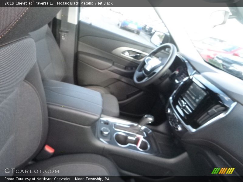 Mosaic Black Metallic / Jet Black 2019 Chevrolet Traverse LS