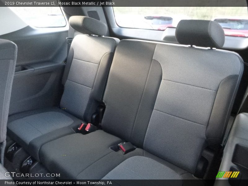 Mosaic Black Metallic / Jet Black 2019 Chevrolet Traverse LS