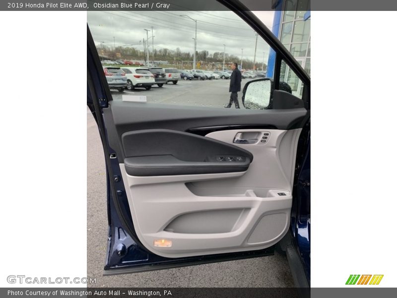 Obsidian Blue Pearl / Gray 2019 Honda Pilot Elite AWD