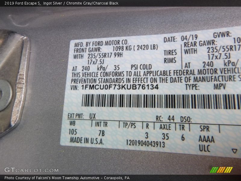 Ingot Silver / Chromite Gray/Charcoal Black 2019 Ford Escape S