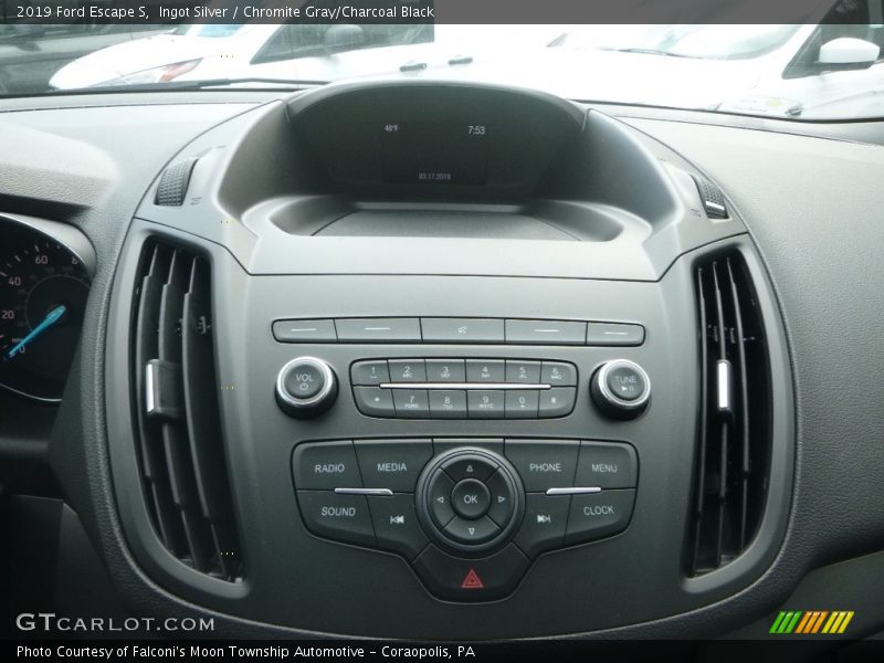 Ingot Silver / Chromite Gray/Charcoal Black 2019 Ford Escape S