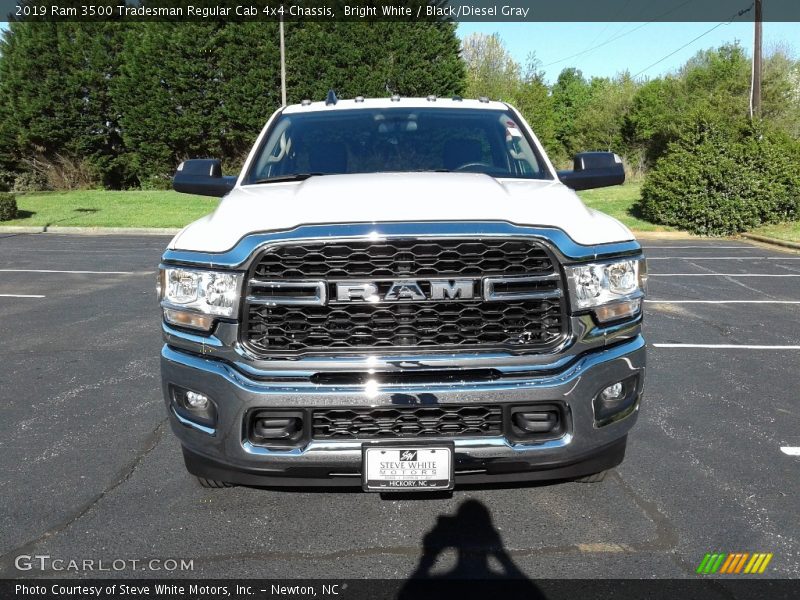 Bright White / Black/Diesel Gray 2019 Ram 3500 Tradesman Regular Cab 4x4 Chassis