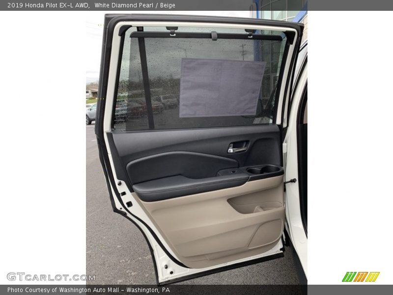White Diamond Pearl / Beige 2019 Honda Pilot EX-L AWD