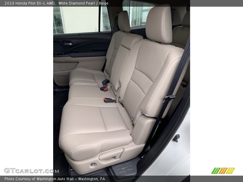 White Diamond Pearl / Beige 2019 Honda Pilot EX-L AWD