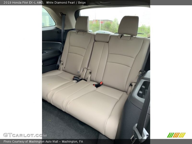 White Diamond Pearl / Beige 2019 Honda Pilot EX-L AWD