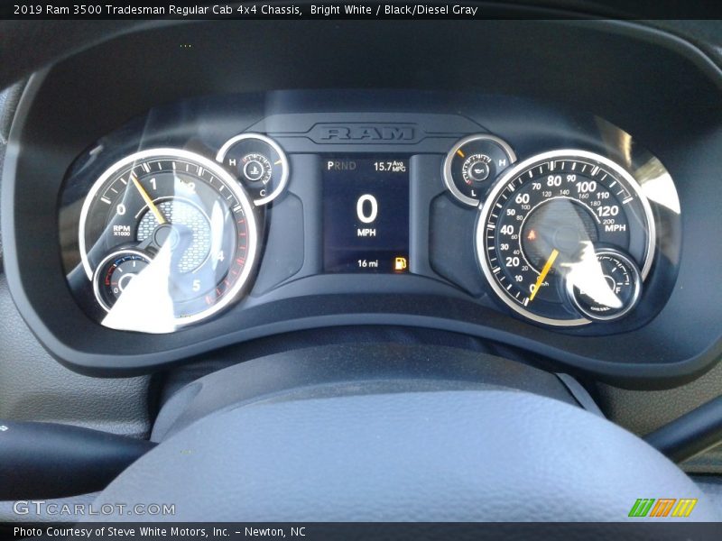 Bright White / Black/Diesel Gray 2019 Ram 3500 Tradesman Regular Cab 4x4 Chassis