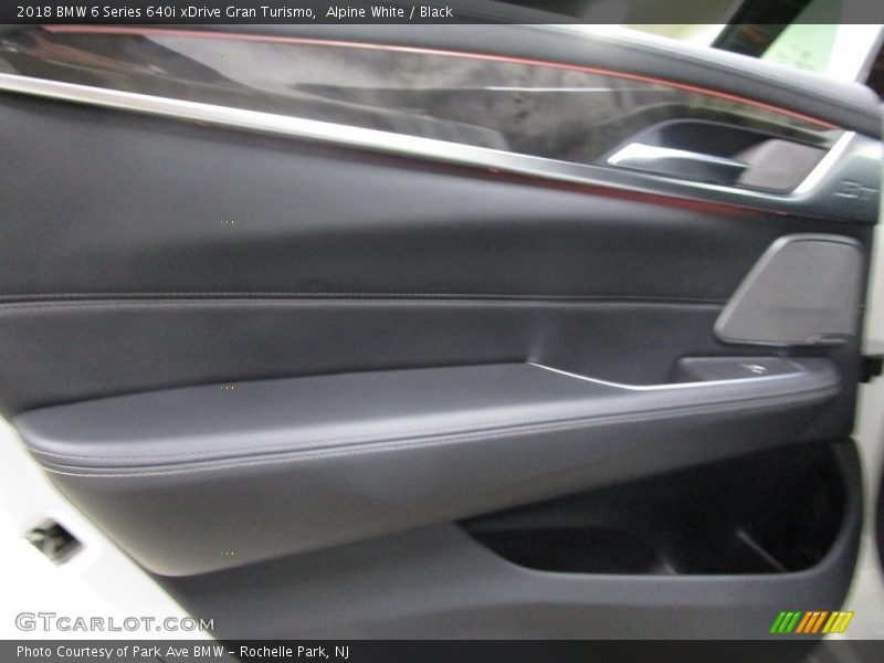 Alpine White / Black 2018 BMW 6 Series 640i xDrive Gran Turismo