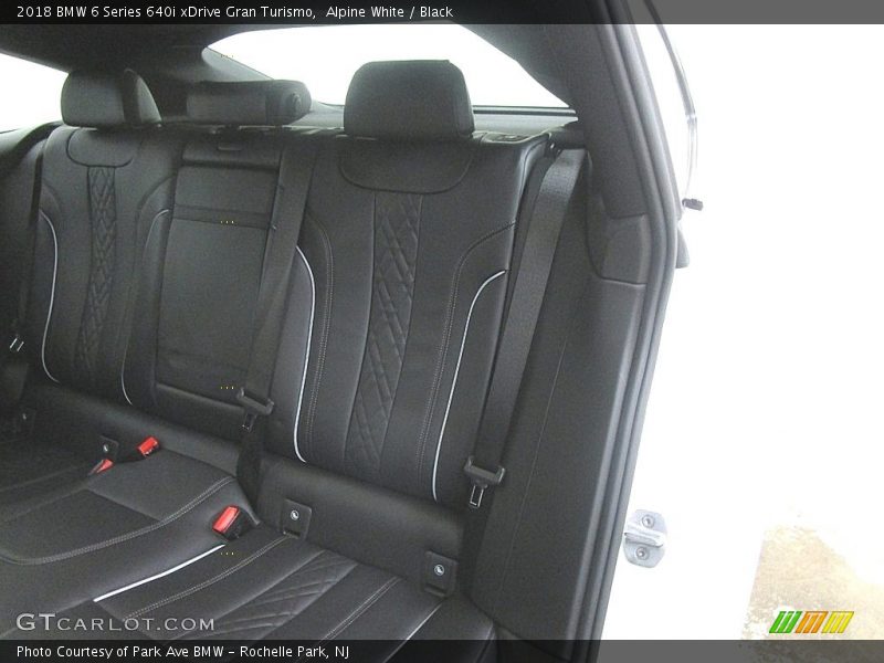 Alpine White / Black 2018 BMW 6 Series 640i xDrive Gran Turismo