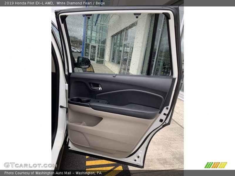 White Diamond Pearl / Beige 2019 Honda Pilot EX-L AWD