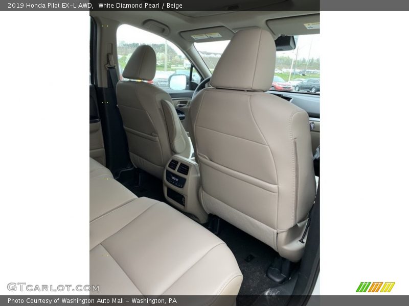 White Diamond Pearl / Beige 2019 Honda Pilot EX-L AWD