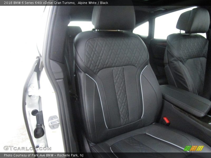 Alpine White / Black 2018 BMW 6 Series 640i xDrive Gran Turismo