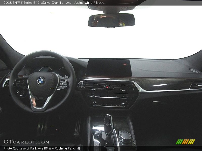 Alpine White / Black 2018 BMW 6 Series 640i xDrive Gran Turismo