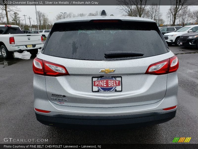 Silver Ice Metallic / Medium Ash Gray 2019 Chevrolet Equinox LS