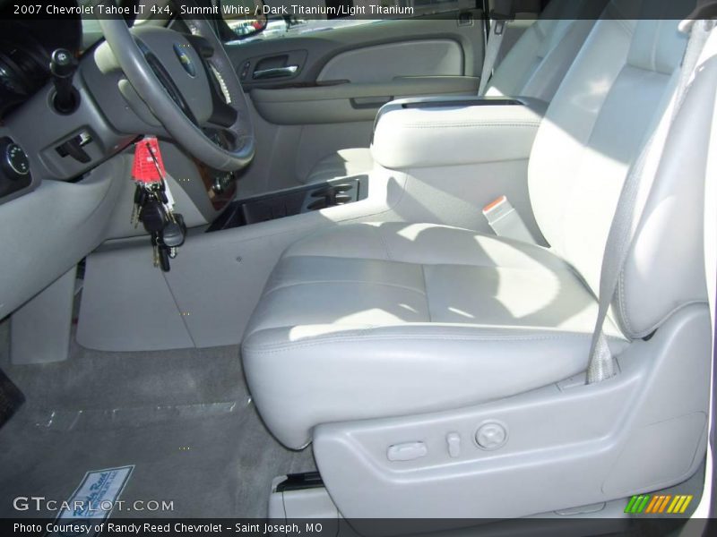 Summit White / Dark Titanium/Light Titanium 2007 Chevrolet Tahoe LT 4x4