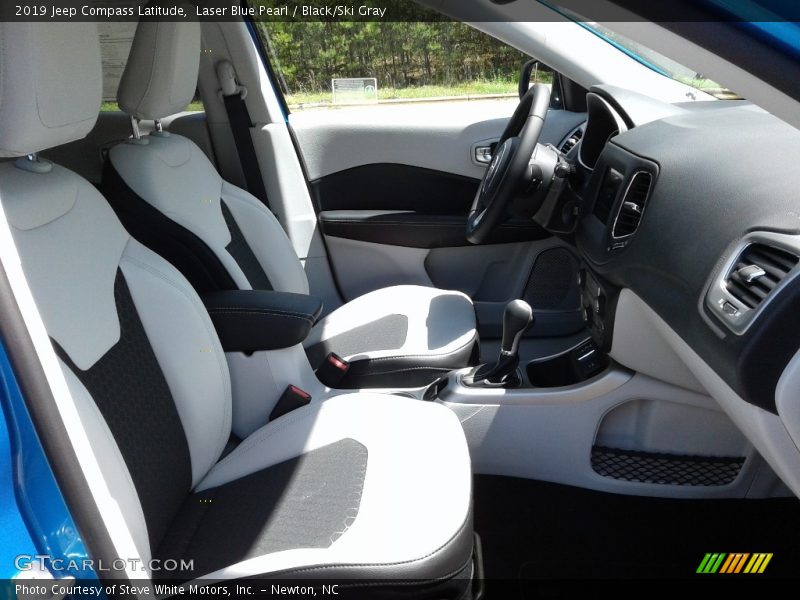 Laser Blue Pearl / Black/Ski Gray 2019 Jeep Compass Latitude