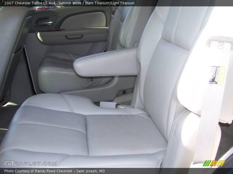 Summit White / Dark Titanium/Light Titanium 2007 Chevrolet Tahoe LT 4x4