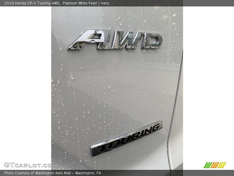 Platinum White Pearl / Ivory 2019 Honda CR-V Touring AWD