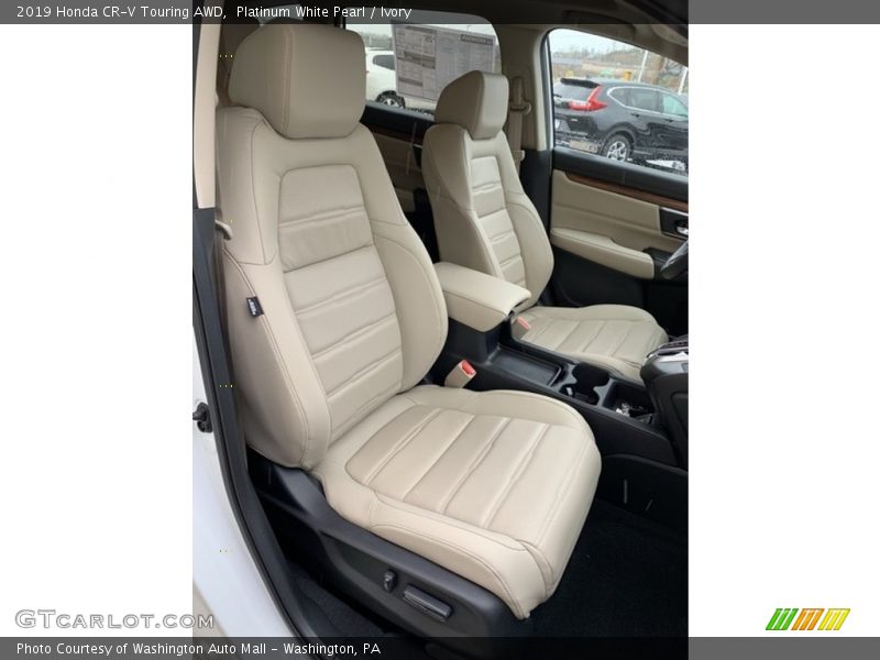 Platinum White Pearl / Ivory 2019 Honda CR-V Touring AWD
