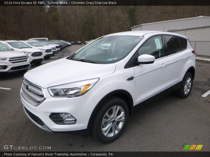 Oxford White / Chromite Gray/Charcoal Black 2019 Ford Escape SE 4WD