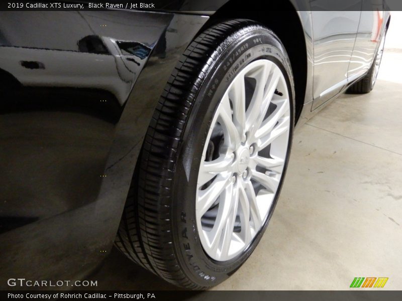 Black Raven / Jet Black 2019 Cadillac XTS Luxury