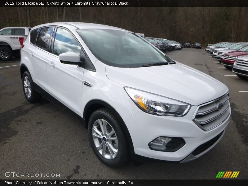 Oxford White / Chromite Gray/Charcoal Black 2019 Ford Escape SE