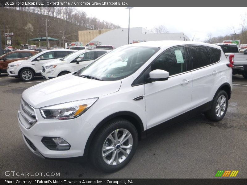 Oxford White / Chromite Gray/Charcoal Black 2019 Ford Escape SE