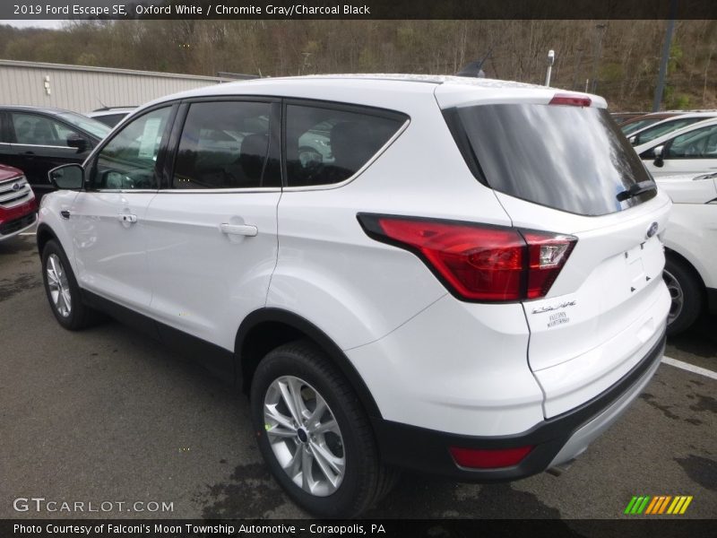 Oxford White / Chromite Gray/Charcoal Black 2019 Ford Escape SE