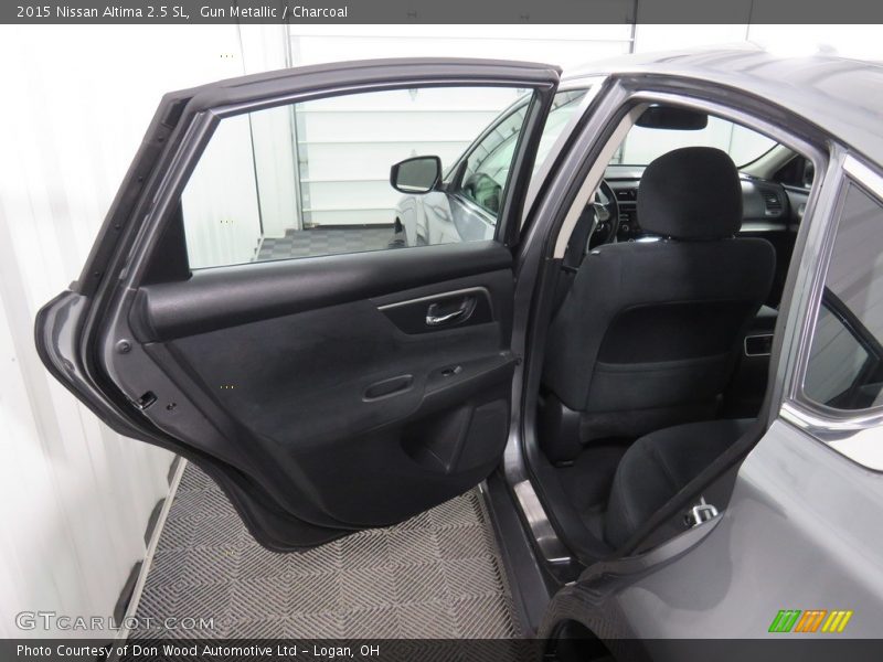 Gun Metallic / Charcoal 2015 Nissan Altima 2.5 SL