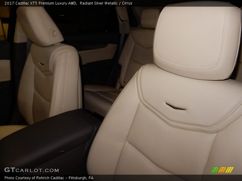 Radiant Silver Metallic / Cirrus 2017 Cadillac XT5 Premium Luxury AWD