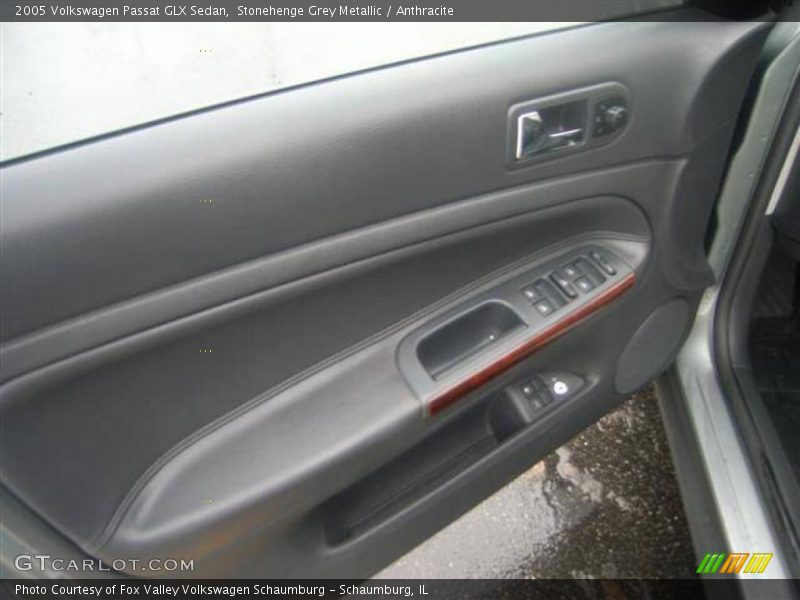 Stonehenge Grey Metallic / Anthracite 2005 Volkswagen Passat GLX Sedan