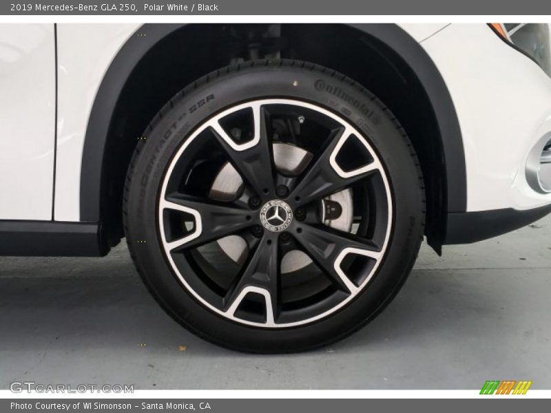 Polar White / Black 2019 Mercedes-Benz GLA 250