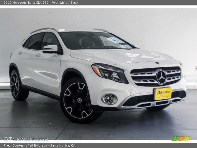 Polar White / Black 2019 Mercedes-Benz GLA 250