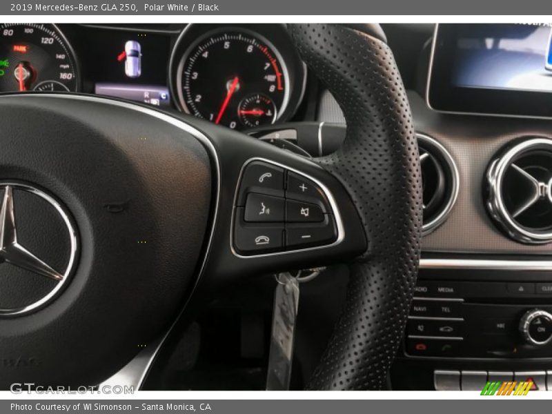 Polar White / Black 2019 Mercedes-Benz GLA 250