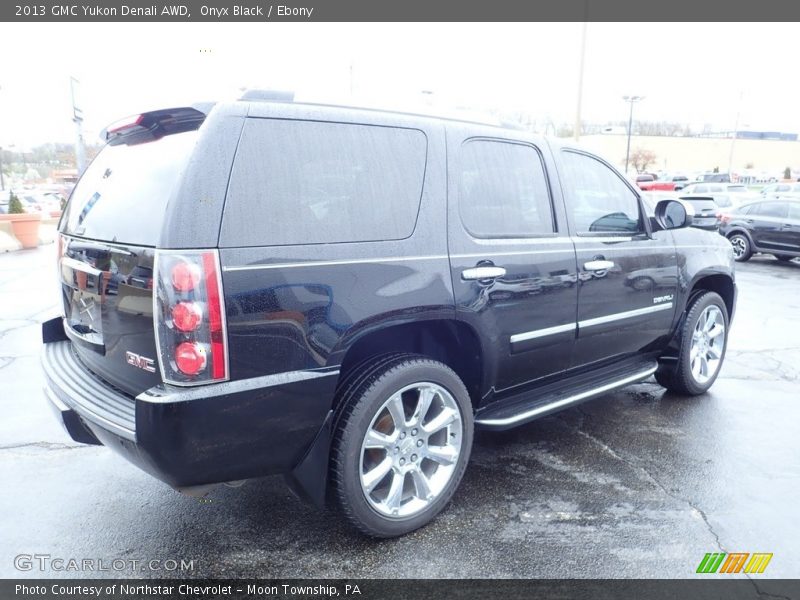 Onyx Black / Ebony 2013 GMC Yukon Denali AWD