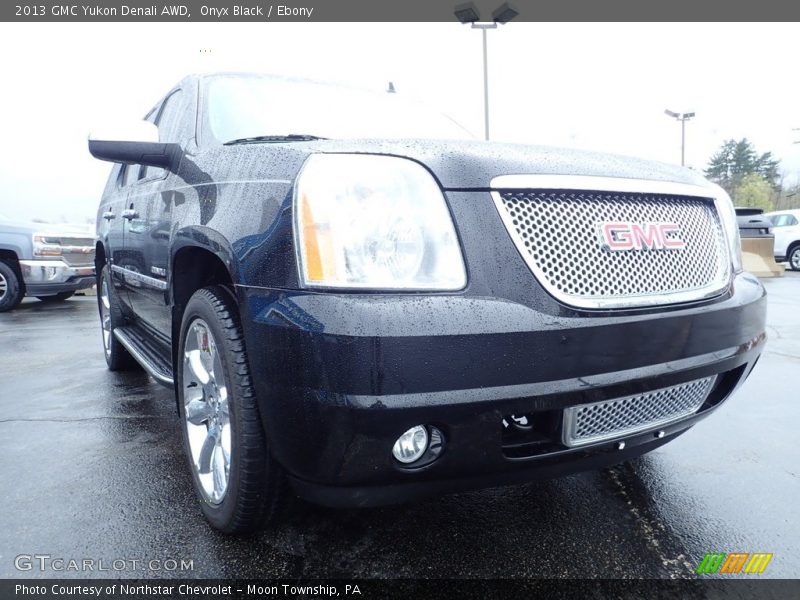 Onyx Black / Ebony 2013 GMC Yukon Denali AWD