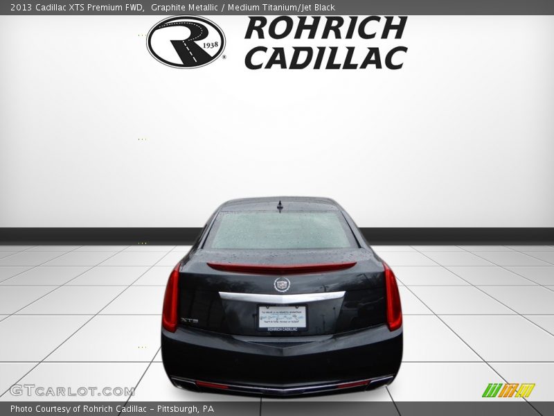 Graphite Metallic / Medium Titanium/Jet Black 2013 Cadillac XTS Premium FWD