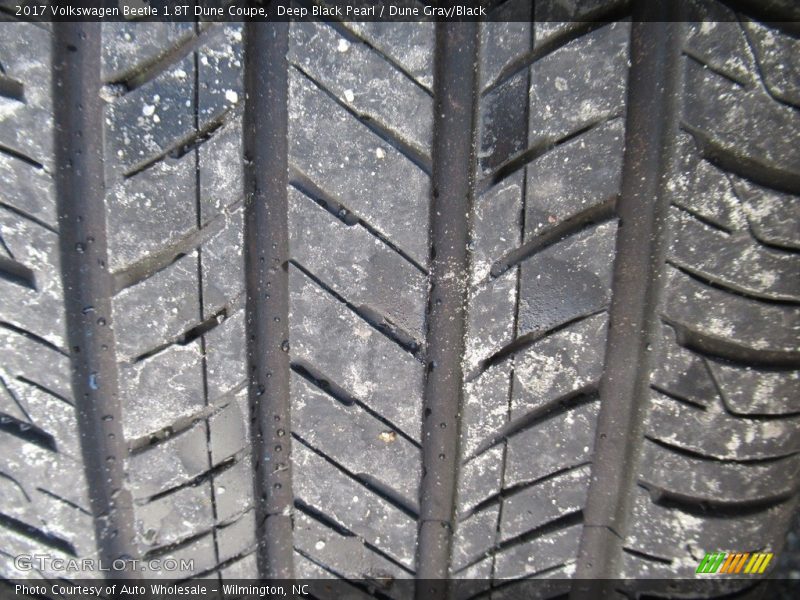 Deep Black Pearl / Dune Gray/Black 2017 Volkswagen Beetle 1.8T Dune Coupe