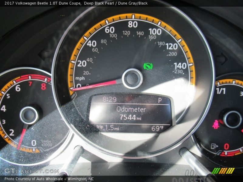 Deep Black Pearl / Dune Gray/Black 2017 Volkswagen Beetle 1.8T Dune Coupe