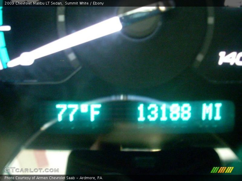 Summit White / Ebony 2009 Chevrolet Malibu LT Sedan