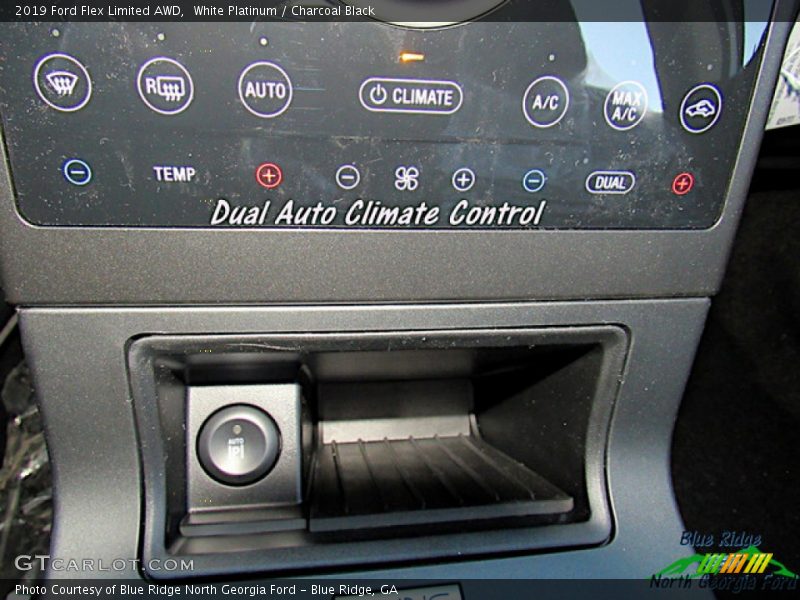 White Platinum / Charcoal Black 2019 Ford Flex Limited AWD