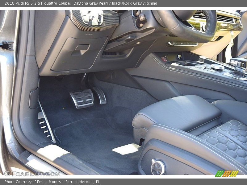 Daytona Gray Pearl / Black/Rock Gray Stitching 2018 Audi RS 5 2.9T quattro Coupe