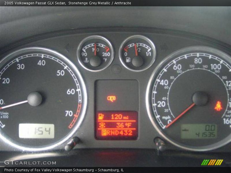 Stonehenge Grey Metallic / Anthracite 2005 Volkswagen Passat GLX Sedan